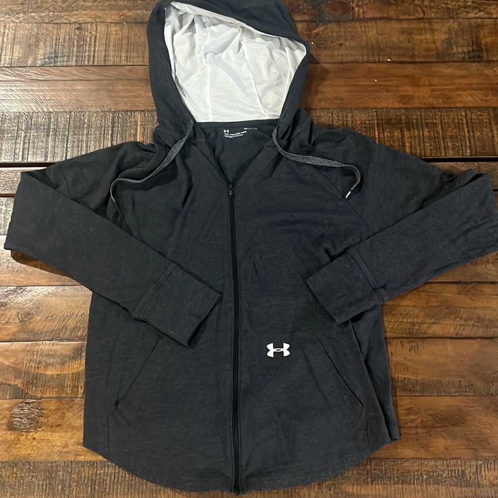 Women’s Underarmour Zip Up
